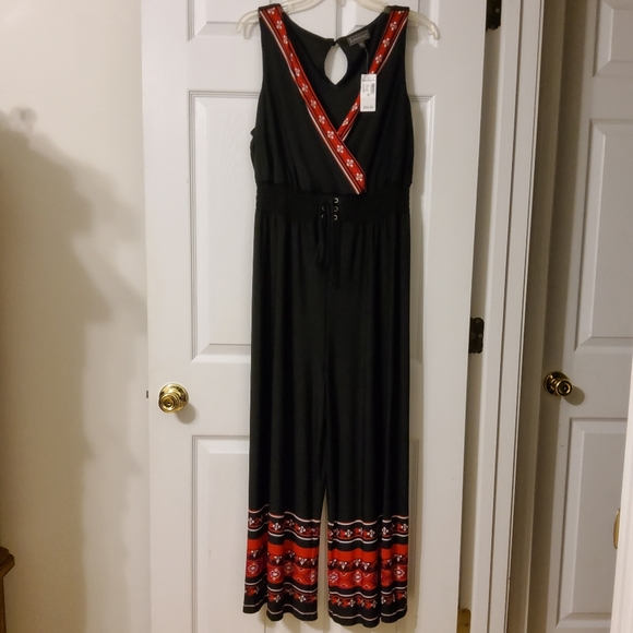Luxology Pants - NWT! Luxology Black/Red Stretch Sleeveless Shirred Surplice Neck Jumpsuit Sz XL